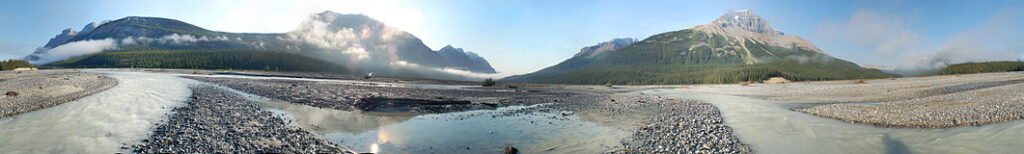 Alexandra River on the Icefield Parkway